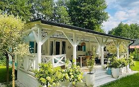 Domek holenderski Hampton